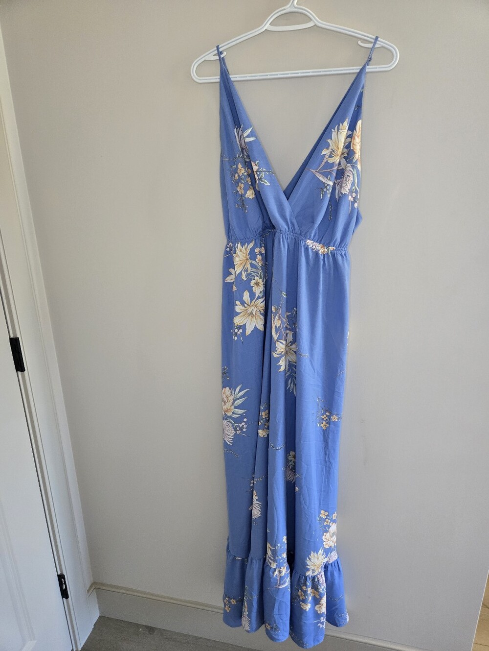 Lulu's Periwinkle Floral Maxi Dress with Cream Blooms & Adjustable Straps - New